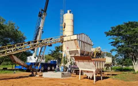 Planta de hormig�n exclusiva para paso a desnivel en Tres Bocas