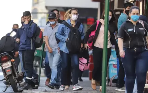 Cifras Covid-19 vuelven a subir: 2.020 casos positivos y 96 personas fallecidas
