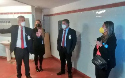Someter�n a peritaje tel�fonos de funcionarios de Dinac