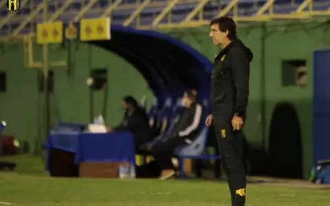 Gustavo Costas: �Me voy despu�s que termine el campeonato�