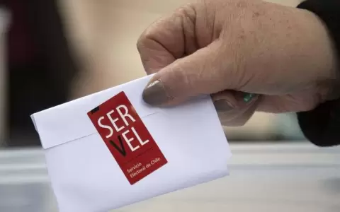 Independientes sorprenden y oficialismo es el gran perdedor en Chile