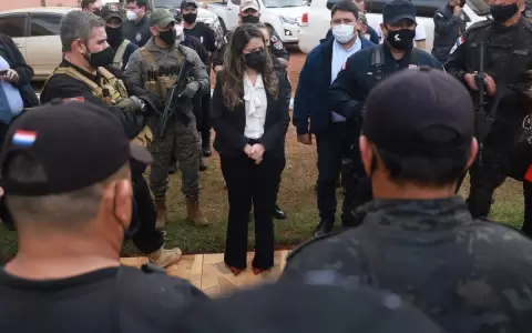 Ministra visita penal de PJC tras denuncia de amenazas al director Esquivel