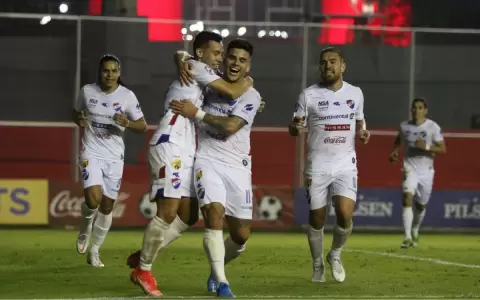 Nacional remonta a Olimpia e impide que Libertad grite campe�n