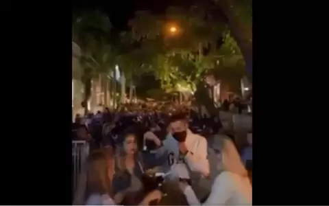 Aglomeraciones en bares de Asunci�n, sin modo de freno