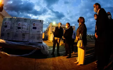 Donaci�n de Espa�a: llegaron al pa�s 800 kilos de medicamentos para tratar Covid-19