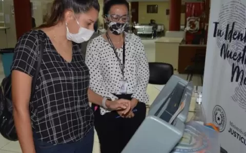 M�s de 1.300 ciudadanos practicaron con las M�quinas de Votaci�n en un mes