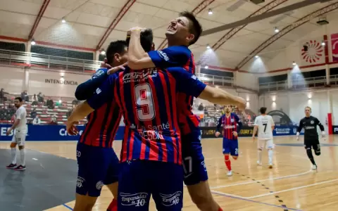 El Cicl�n se consagra campe�n de la Copa Libertadores de futsal