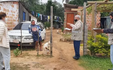 Salud y ONGs facilitan vacunaci�n antiCovid en asentamientos
