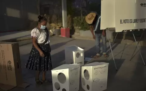 Violencia empa�� las mayores elecciones en la historia de M�xico