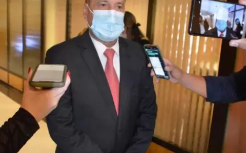 Cachito Salom�n: �No se ha hecho un compromiso previo�