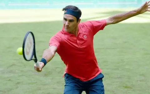 Roger Federer comienza con el pie derecho la gira en hierba