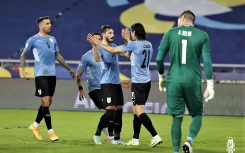 Paraguay cae ante Uruguay y vuelve a mostrar una p�lida imagen
