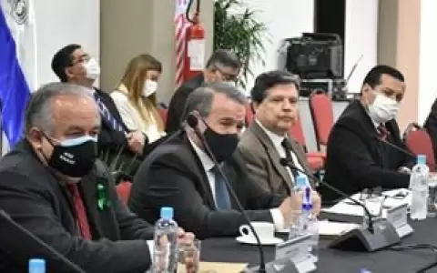 Anexo C: Canciller pide profundizar tareas con autoridades de Itaip�