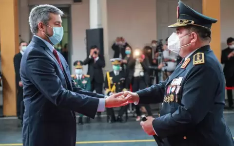 Arias asume como nuevo comandante de la Polic�a Nacional