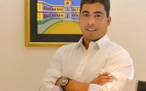 Gobierno deber�a trabajar en el presente para asegurar futuro del pa�s