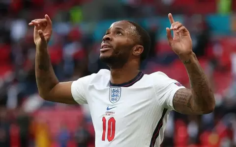 Inglaterra y Croacia clasifican como los mejores del Grupo D