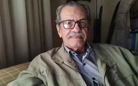 Alcibiades Gonz�lez Delvalle: La historia y sus juegos anacr�nicos