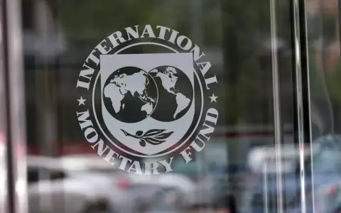 Argentina cerca de refinanciar deuda con el FMI