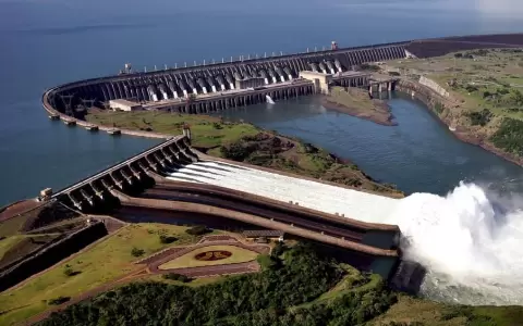 55 a�os del Acta de Yguaz� que sent� las bases para erigir la represa Itaipu