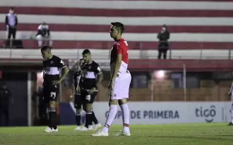 Zeballos: �Chito Ayala todav�a no gan� nada como entrenador�