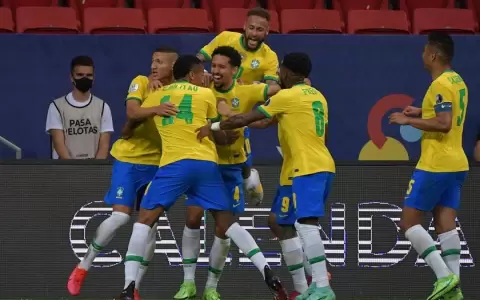 Brasil cumple en su debut y supera con comodidad a Venezuela