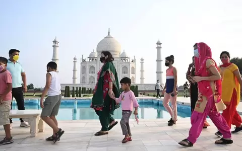 El Taj Mahal reabri� sus puertas tras dos meses de cierre por el coronavirus en India