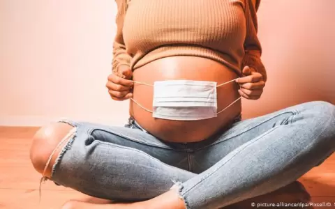 Embarazadas estar�n habilitadas para recibir las vacunas de Moderna