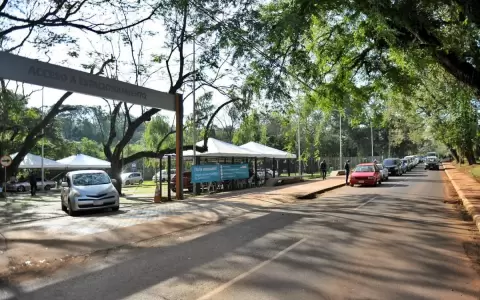 Acceso sur del Parque Lineal de CDE, habilitado exclusivamente para autovac