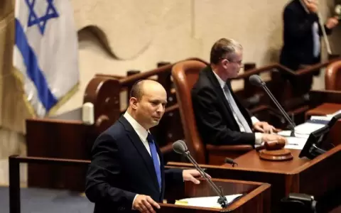 El Parlamento de Israel confirm� a Naftali Bennett como nuevo primer ministro