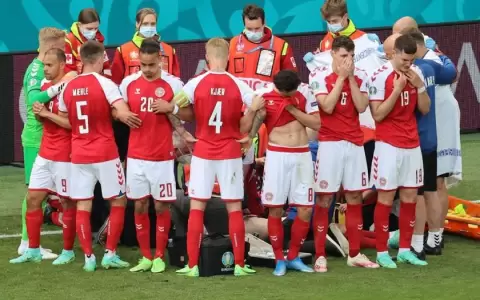 �Susto en la Eurocopa! Eriksen se desploma en pleno partido