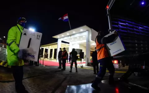 Arribaron unas 35.000 dosis de Pfizer que se suman a la campa�a de vacunaci�n
