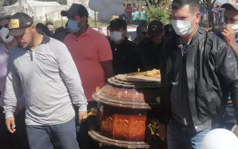 Con dolor y una gran impotencia despiden al joven Jorge R�os