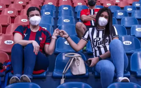 Decreto sobre restricciones abre la puerta al retorno a los estadios