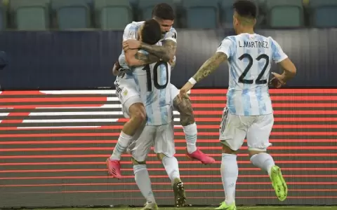 De la mano de Messi, Argentina golea a Ecuador y es semifinalista
