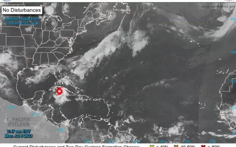 La tormenta tropical Elsa tocar� tierra en la costa central de Cuba