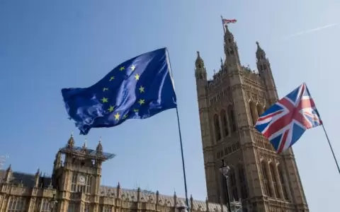 UE descarta renegociar protocolo sobre Irlanda del Norte