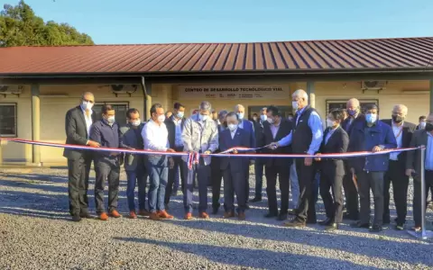 Mario Abdo inaugur� Centro Tecnol�gico para mejorar obras viales