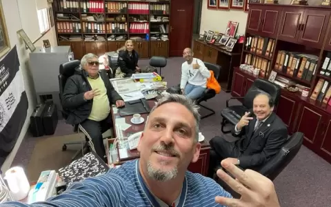 Sergio Orteman visit� al Tigre antes de partir a Porto Alegre