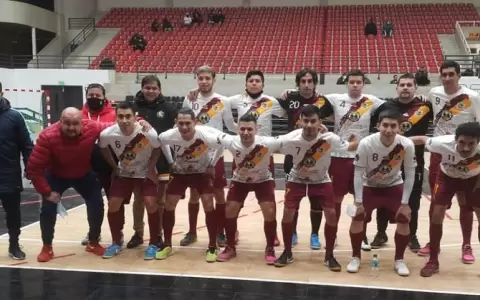 Sim�n Bol�var golea a Varadero y parte en punta el cuadrangular final