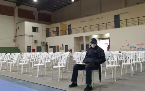 Vacunatorios vac�os para 2da. dosis