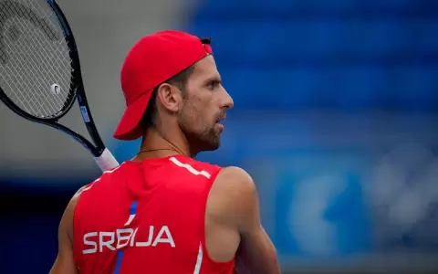 Djokovic cae ante Carre�o y se despide de Tokio sin medalla
