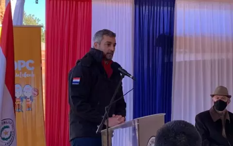 Mario Abdo se solidariz� con familiares de los casi 14.000 fallecidos a causa del Covid 19