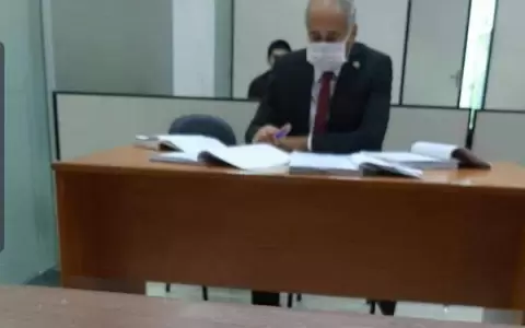Caso de billetes venezolanos: condena de tres a�os y medio