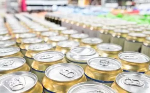 A cambio de "donaci�n" de cervecitas, extienden beneficio tributario a empresas del rubro