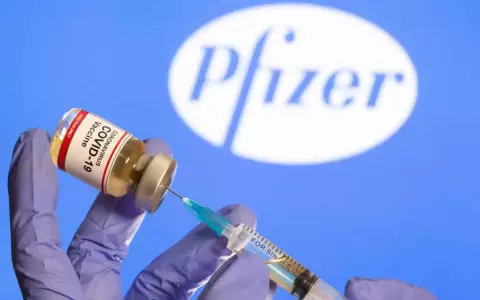 Confirman llegada de 100 mil dosis de Pfizer este viernes