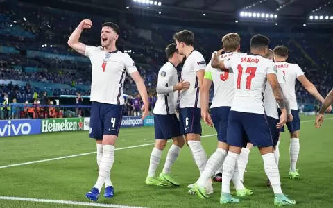 Eurocopa: Inglaterra golea a Ucrania y se mete en semifinales