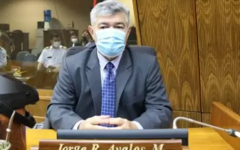 Aconsejan prohibir que concejales ordenen gastos y apoyan topes para sus dietas