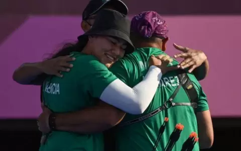 M�xico conquista la primera medalla para Latinoam�rica