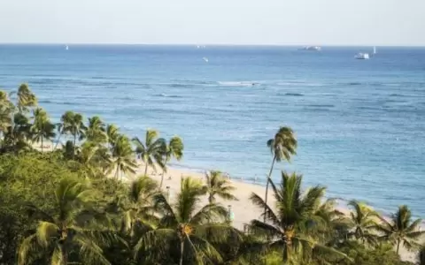 Emiten advertencia de tsunami en Haw�i tras temblor de magnitud 8.2