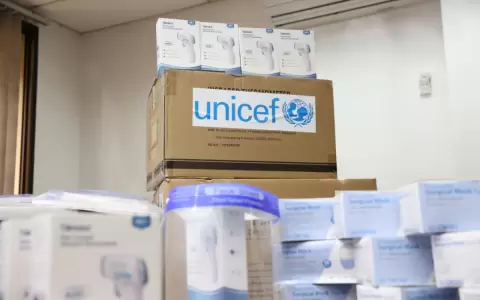 Unicef manifiesta preocupaci�n por el no ingreso de jeringuilla para ni�os en Gaza.